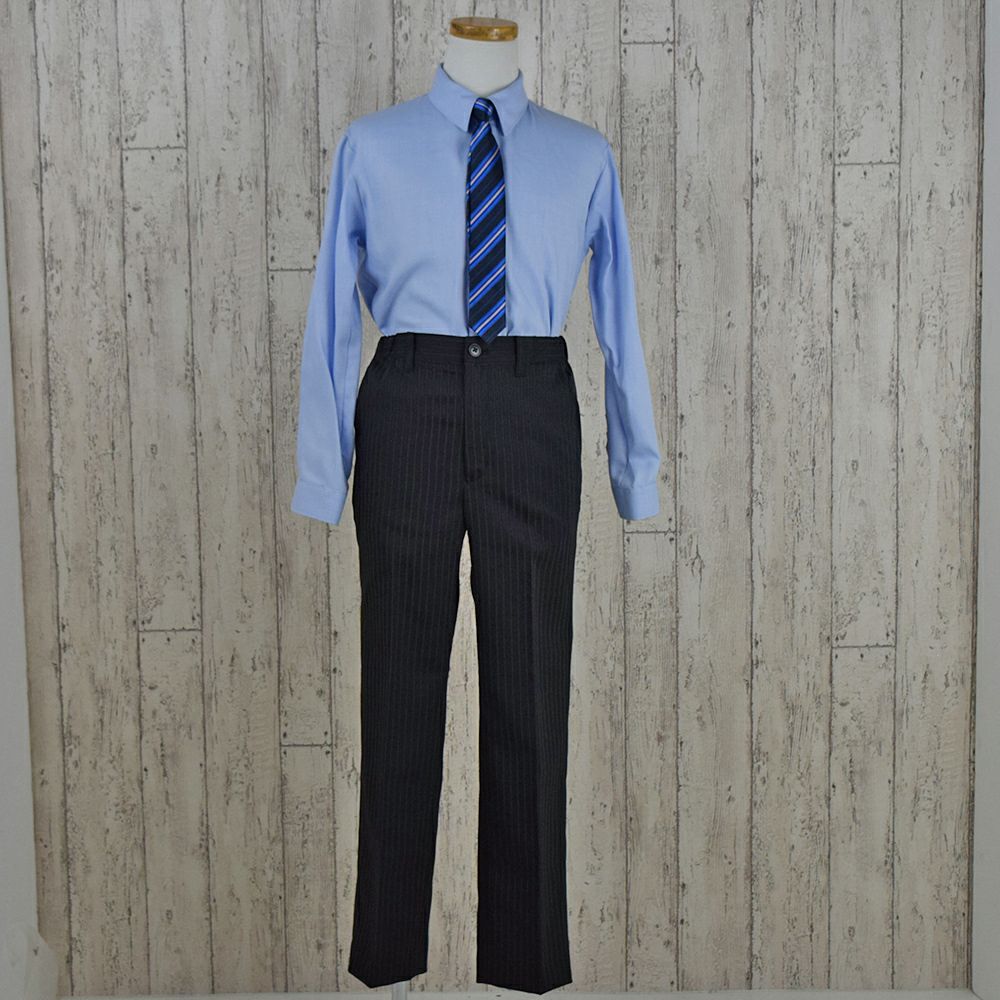 ピアノ発表会や結婚式にぴったりのカラーの男の子用フォーマルスーツ。シンプルで美しいシルエットが魅力のAngel's Closetの子供フォーマル レンタル商品（【レンタル】ストライプ3ボタンロングパンツスーツ6点セット【JFA SAMURAI BLUE】（CAT375493））｜画像5