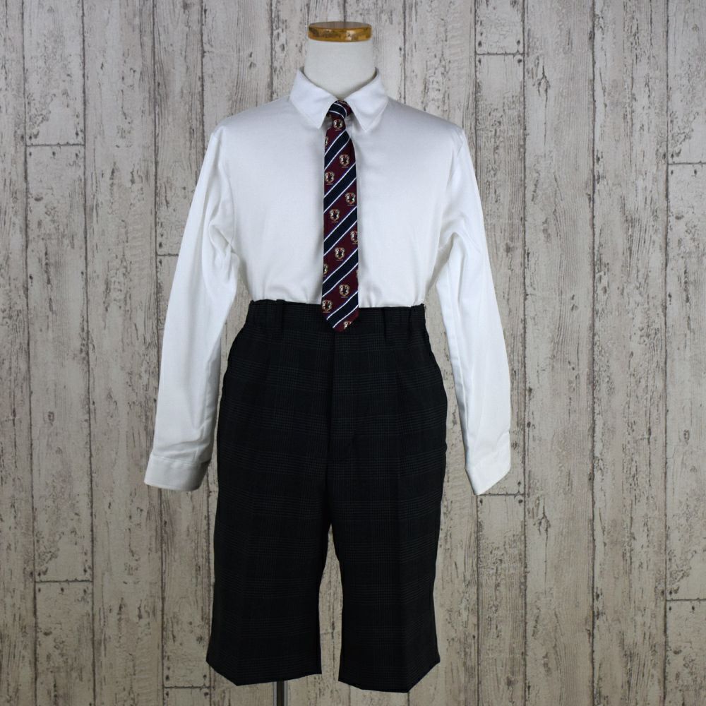 ピアノ発表会や結婚式にぴったりのカラーの男の子用フォーマルスーツ。シンプルで美しいシルエットが魅力のAngel's Closetの子供フォーマル レンタル商品（【レンタル】格子柄ハーフパンツ3つボタンブレザーセットスーツ6点セットゆったりタイプ【JFA SAMURAI BLUE】（CAT375494）　120・130cm）｜画像4