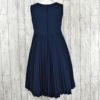 ピアノ発表会や結婚式にぴったりのカラーの女の子用キッズドレス。シンプルで美しいシルエットが魅力のAngel's Closetの子供ドレス レンタル商品（【レンタル】レース切替プリーツ子供ドレス（CAT879305））｜画像4