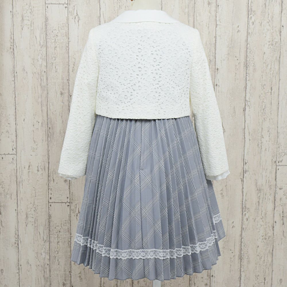 特別な日にぴったりのカラーの男の子用フォーマルスーツ。シンプルで美しいシルエットが魅力のAngel's Closetの子供フォーマル レンタル商品（【レンタル】レースボレロクリスタルプリーツアンサンブル【CHOPIN】（CAT802301）120・130cm）｜画像5