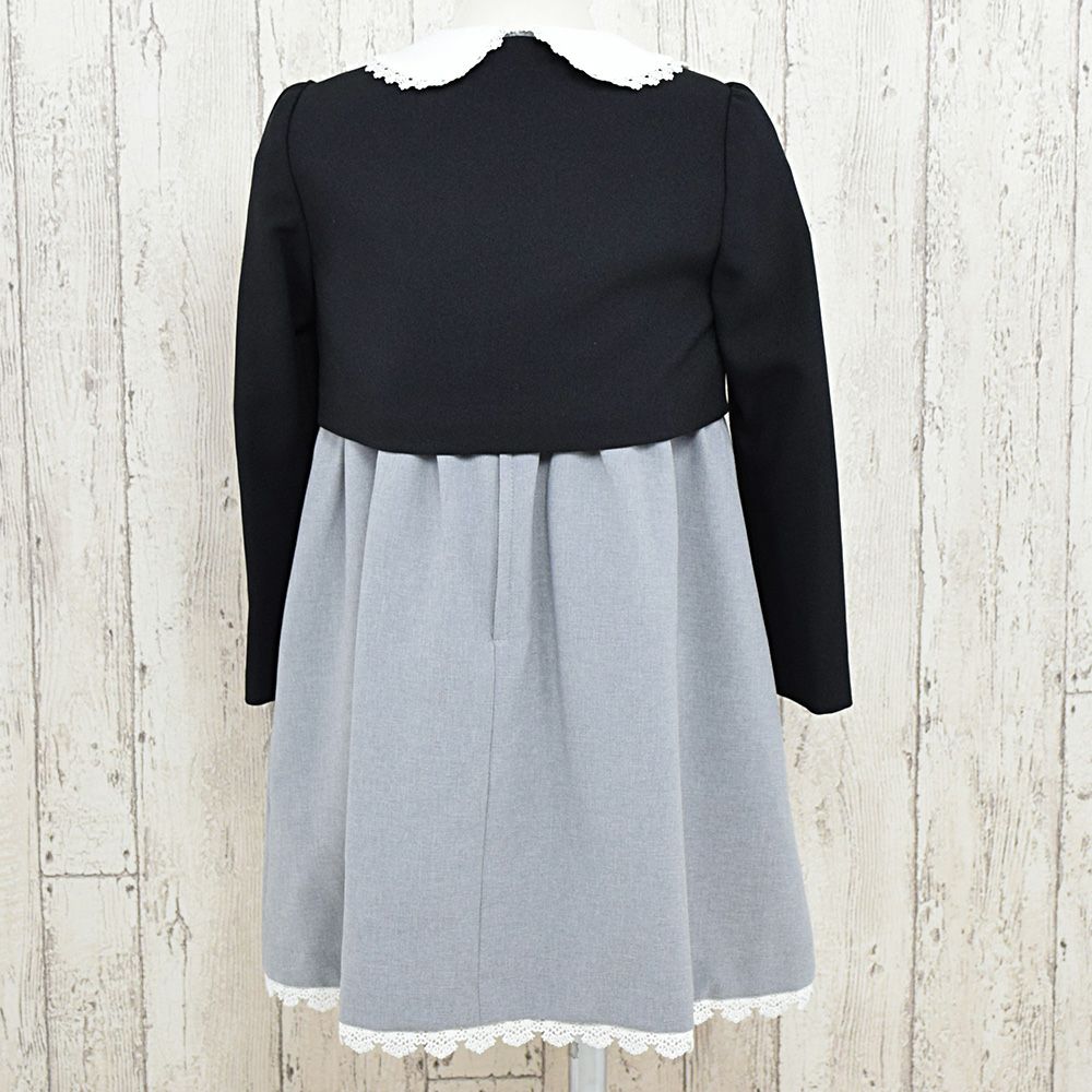 特別な日にぴったりのカラーの男の子用フォーマルスーツ。シンプルで美しいシルエットが魅力のAngel's Closetの子供フォーマル レンタル商品（【レンタル】フリルワンピースボレロセットアンサンブル【CHOPIN】（CAT879303B）120cm）｜画像4