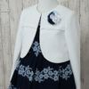 特別な日にぴったりのカラーの男の子用フォーマルスーツ。シンプルで美しいシルエットが魅力のAngel's Closetの子供フォーマル レンタル商品（【レンタル】花柄レース使いアンサンブル（CAT808306）120cm）｜画像3