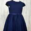 特別な日にぴったりのカラーの男の子用フォーマルスーツ。シンプルで美しいシルエットが魅力のAngel's Closetの子供フォーマル レンタル商品（【レンタル】レース使いプリーツシフォンアンサンブル（CAT802300）　120cm）｜画像5