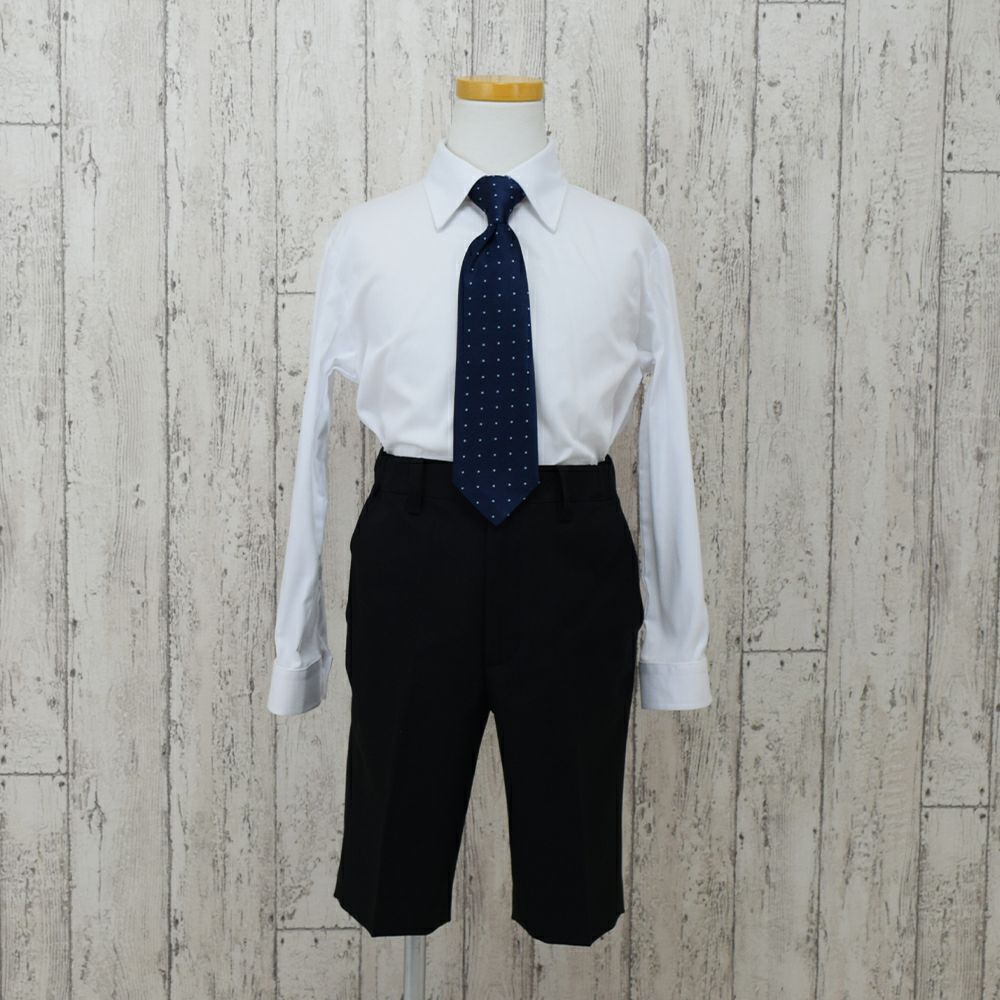 特別な日にぴったりのカラーの男の子用フォーマルスーツ。シンプルで美しいシルエットが魅力のAngel's Closetの子供フォーマル レンタル商品（【レンタル】2つ釦ベーシックセットスーツ（CAT505412）120cm）｜画像4