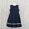 特別な日にぴったりのネイビーカラーの男の子用フォーマルスーツ。シンプルで美しいシルエットが魅力のAngel's Closetの子供フォーマル レンタル商品（【レンタル】ネイビーストライプアンサンブル（CAT798391））｜画像4