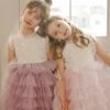 ピアノ発表会や結婚式にぴったりのカラーの女の子用キッズドレス。シンプルで美しいシルエットが魅力のAngel's Closetの子供ドレス レンタル商品（【レンタル】ティアードフリルネットガーゼ子供ドレス（YP086））｜画像2