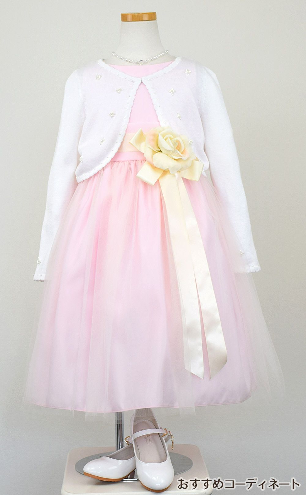 ピアノ発表会や結婚式にぴったりのピンクカラーの女の子用キッズドレス。シンプルで美しいシルエットが魅力のAngel's Closetの子供ドレス レンタル商品（【レンタル】ヴィンテージサテン＆チュール子供ドレス(SK402)ピンク）｜画像10