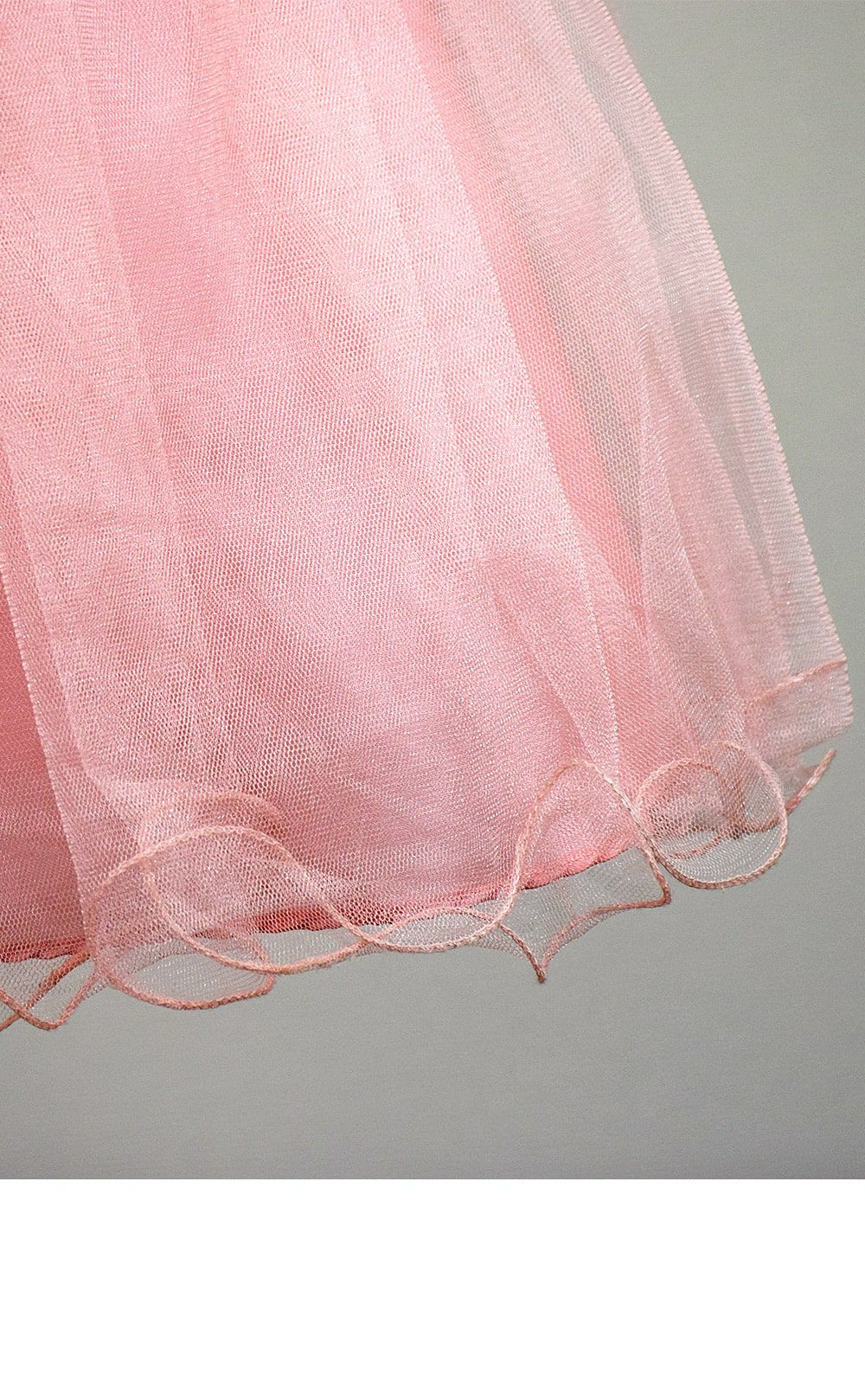 ピアノ発表会や結婚式にぴったりのカラーの女の子用キッズドレス。シンプルで美しいシルエットが魅力のAngel's Closetの子供ドレス レンタル商品（【レンタル】レース＆ラインストーンビジューベルトクリスタルチュール子供ドレス(MBK340)ブラッシュ）｜画像6