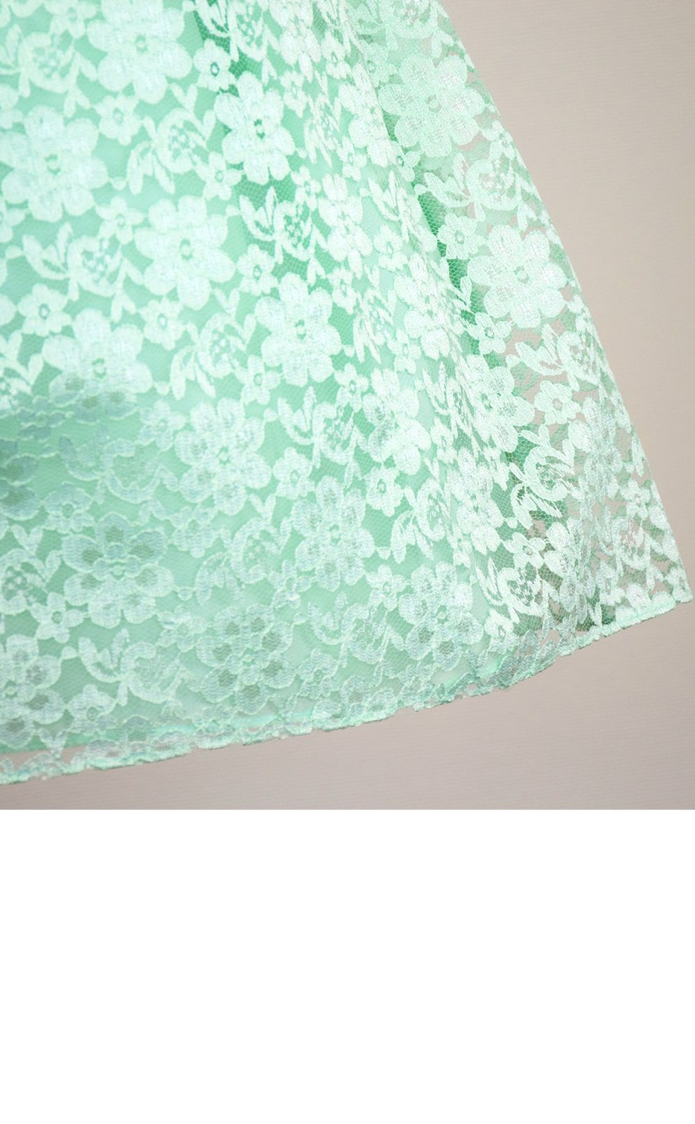 ピアノ発表会や結婚式にぴったりのカラーの女の子用キッズドレス。シンプルで美しいシルエットが魅力のAngel's Closetの子供ドレス レンタル商品（【レンタル】フラワーレースサテンリボン子供ドレス(CCD749)ミント）｜画像6