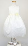 ピアノ発表会や結婚式にぴったりのカラーの女の子用キッズドレス。シンプルで美しいシルエットが魅力のAngel's Closetの子供ドレス レンタル商品（【レンタル】フラワーレースサテンリボン子供ドレス(CCD749)アイボリー）｜画像9
