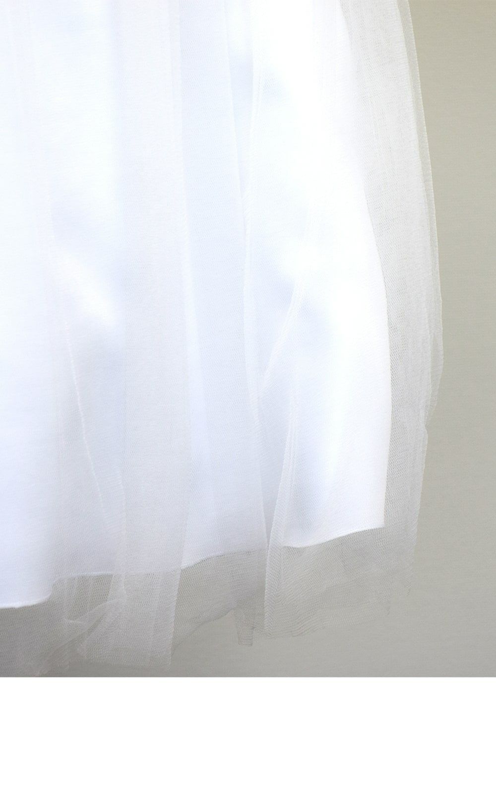 ピアノ発表会や結婚式にぴったりのホワイトカラーの女の子用キッズドレス。シンプルで美しいシルエットが魅力のAngel's Closetの子供ドレス レンタル商品（【レンタル】パールスパンコールスーパーエレガントチュール子供ドレス(cdc5008)ホワイト）｜画像6