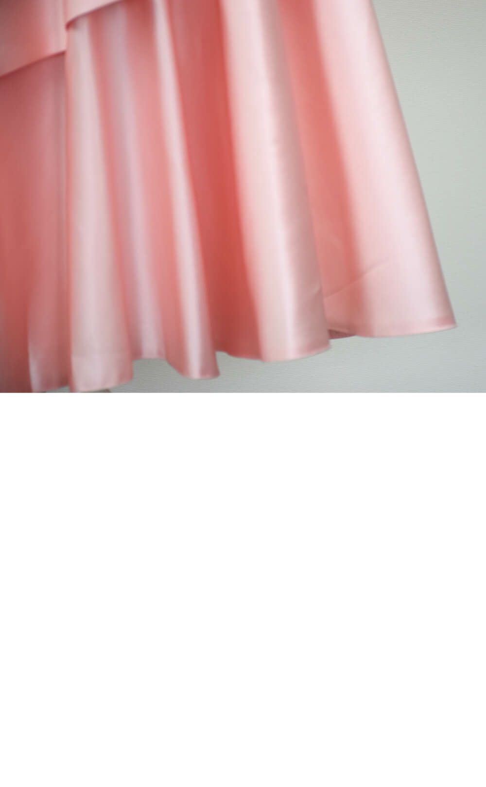 ピアノ発表会や結婚式にぴったりのピンクカラーの女の子用キッズドレス。シンプルで美しいシルエットが魅力のAngel's Closetの子供ドレス レンタル商品（【レンタル】クラシカルサテンプリンセスロング子供ドレスA(yp005a)ライトピンク）｜画像6