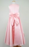 ピアノ発表会や結婚式にぴったりのピンクカラーの女の子用キッズドレス。シンプルで美しいシルエットが魅力のAngel's Closetの子供ドレス レンタル商品（【レンタル】クラシカルサテンプリンセスロング子供ドレスB(yp005b)ライトピンク）｜画像5