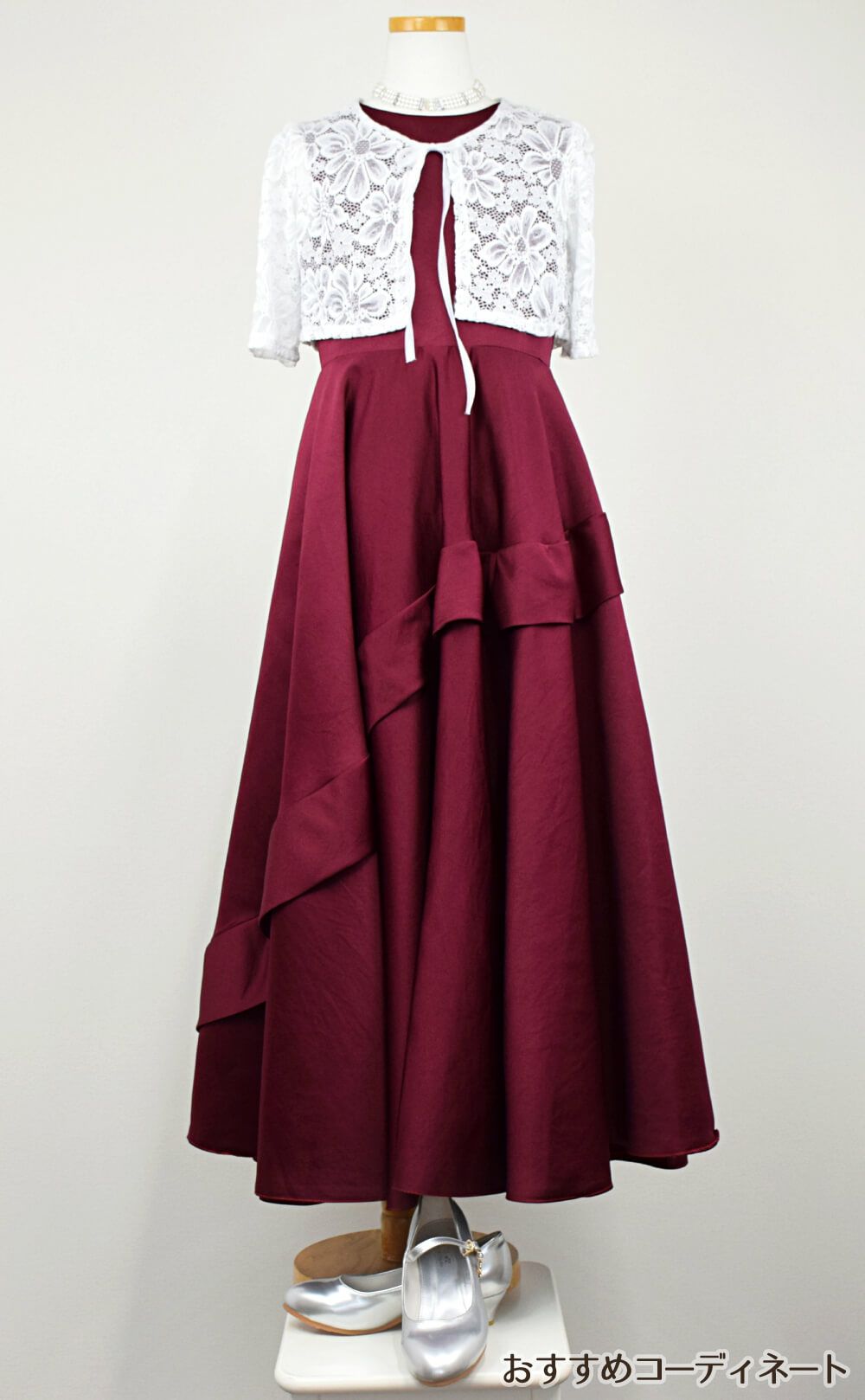 ピアノ発表会や結婚式にぴったりのカラーの女の子用キッズドレス。シンプルで美しいシルエットが魅力のAngel's Closetの子供ドレス レンタル商品（【レンタル】クラシカルサテンプリンセスロング子供ドレスB(yp005b)バーガンディー）｜画像10