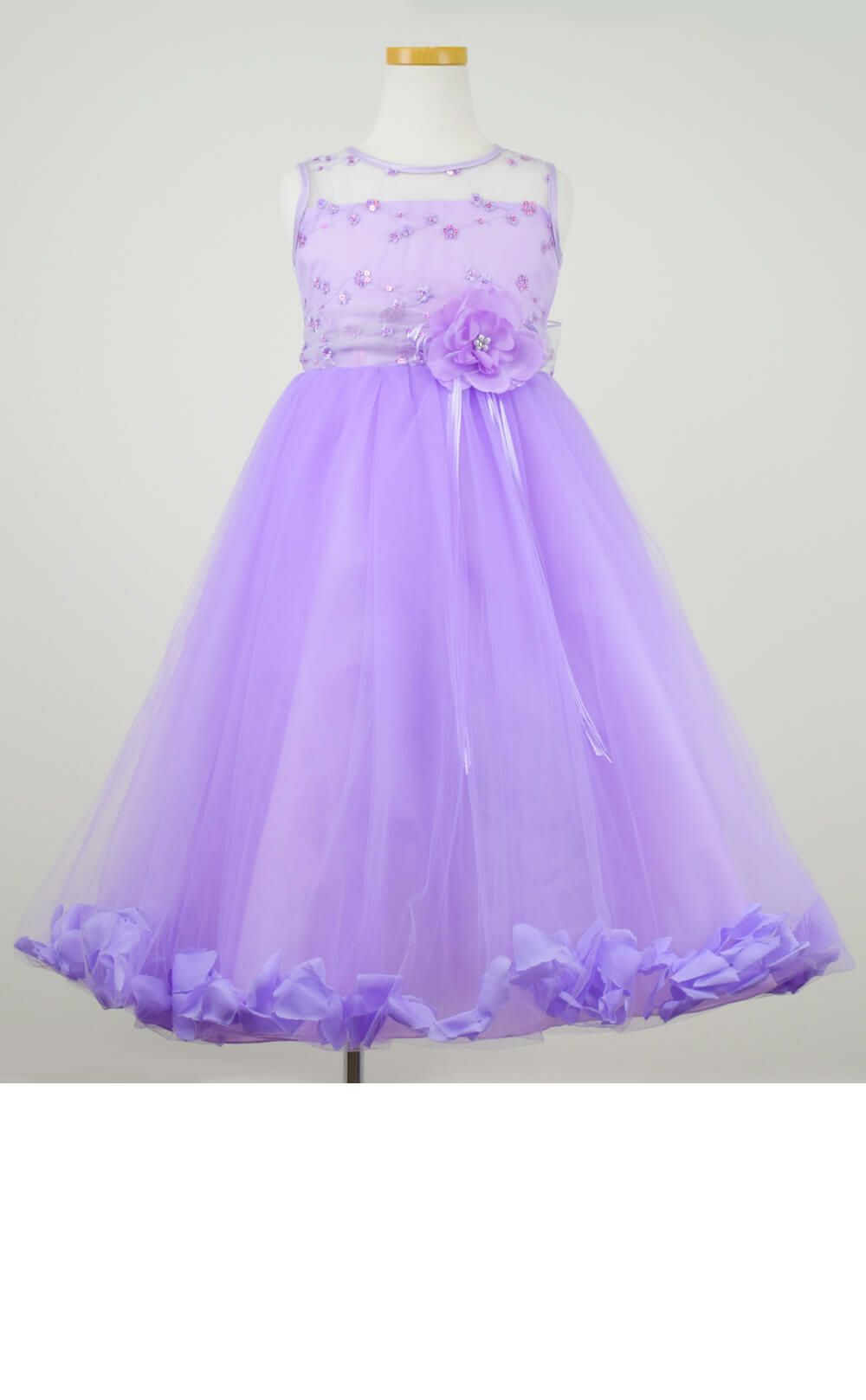 ピアノ発表会や結婚式にぴったりのライラックカラーの女の子用キッズドレス。シンプルで美しいシルエットが魅力のAngel's Closetの子供ドレス レンタル商品（【レンタル】フラワーペタルプリンセス子供ドレス(JK2925)ライラック）｜画像3