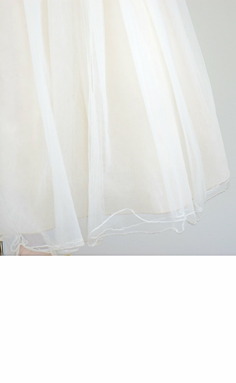 ピアノ発表会や結婚式にぴったりのカラーの女の子用キッズドレス。シンプルで美しいシルエットが魅力のAngel's Closetの子供ドレス レンタル商品（【レンタル】スクエアネックエリザベスサテン＆チュール子供ドレス(KD428)ビンテージローズ）｜画像6