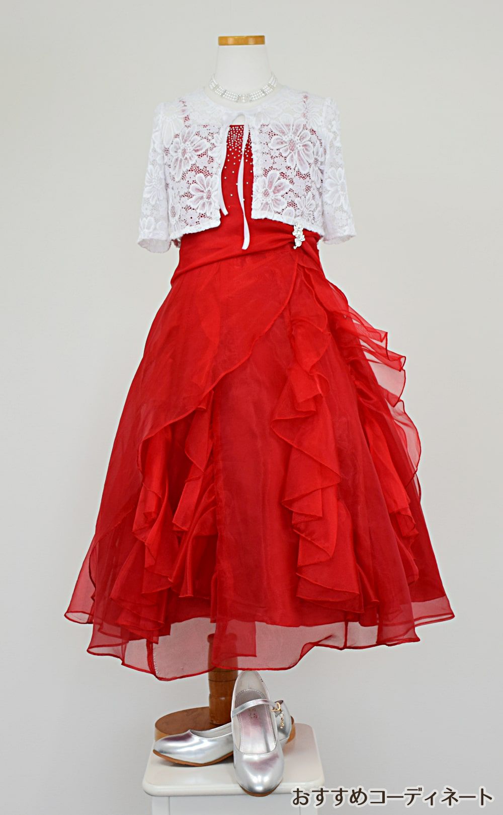 ピアノ発表会や結婚式にぴったりのカラーの女の子用キッズドレス。シンプルで美しいシルエットが魅力のAngel's Closetの子供ドレス レンタル商品（【レンタル】ラインストーン＆オーガンジーレイヤードフリル子供ドレス(HC734)レッド）｜画像10