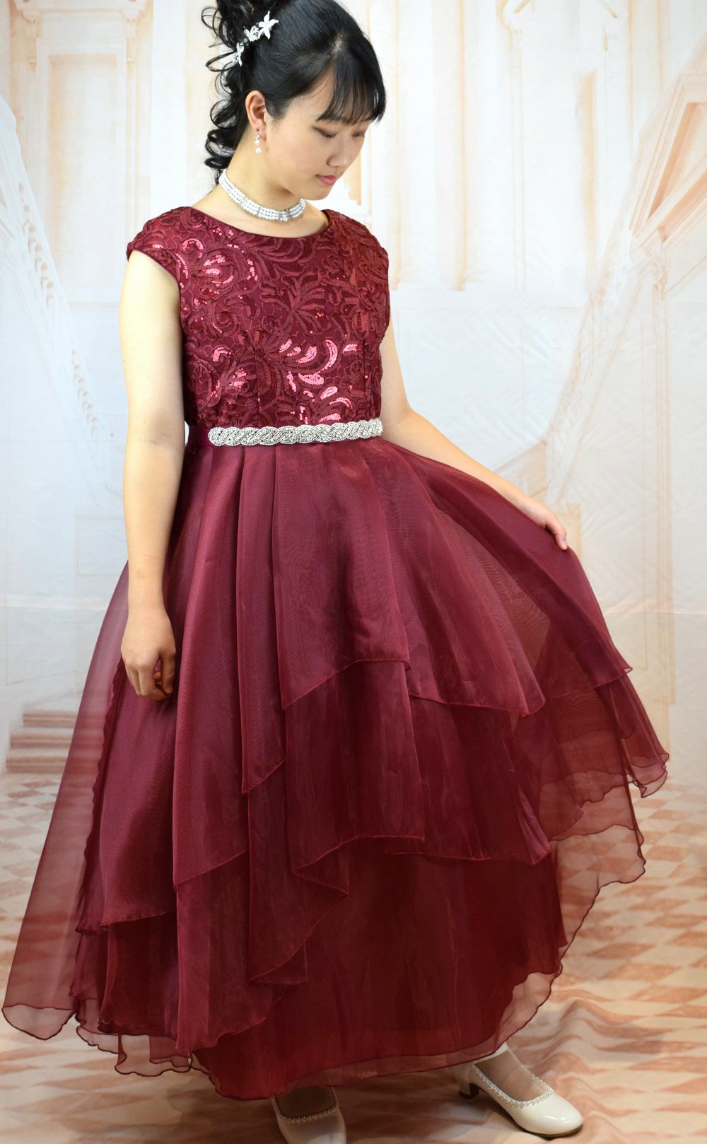 ピアノ発表会や結婚式にぴったりのカラーの女の子用キッズドレス。シンプルで美しいシルエットが魅力のAngel's Closetの子供ドレス レンタル商品（【レンタル】スパークリートップ＆オーガンジーレイヤー子供ドレス(JK3811)バーガンディー）｜画像13