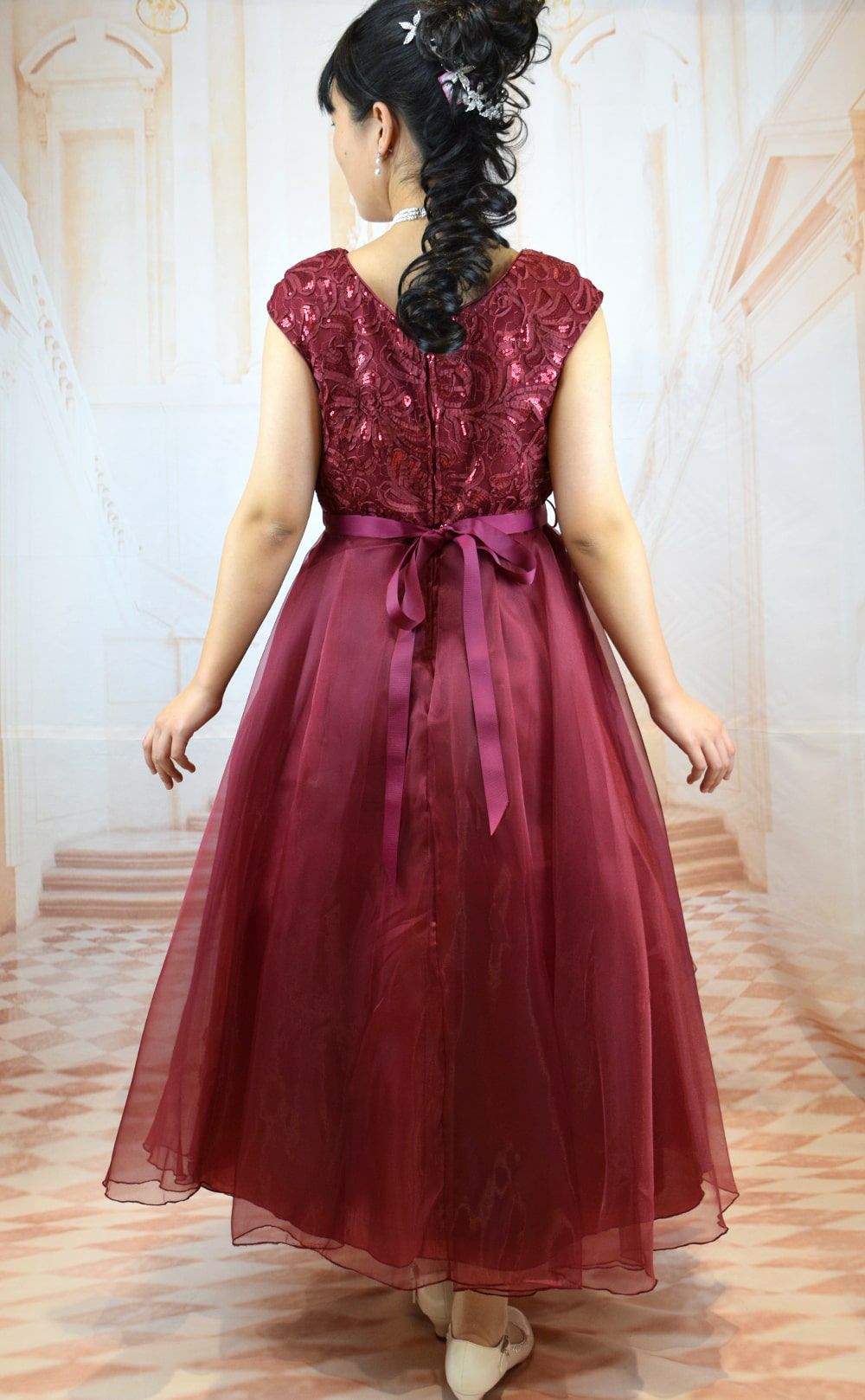 ピアノ発表会や結婚式にぴったりのカラーの女の子用キッズドレス。シンプルで美しいシルエットが魅力のAngel's Closetの子供ドレス レンタル商品（【レンタル】スパークリートップ＆オーガンジーレイヤー子供ドレス(JK3811)タープ）｜画像15