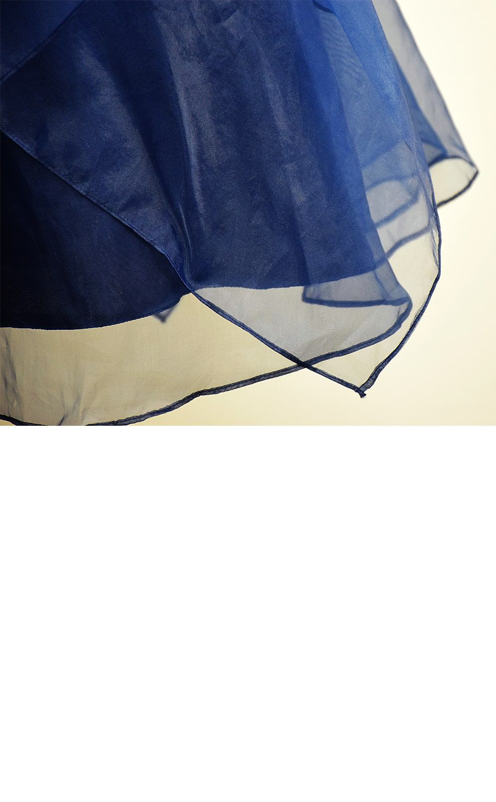 ピアノ発表会や結婚式にぴったりのネイビーカラーの女の子用キッズドレス。シンプルで美しいシルエットが魅力のAngel's Closetの子供ドレス レンタル商品（【レンタル】リボンビーズ刺繍＆フェミニンオーガンジーロング子供ドレス(YP155)ネイビー）｜画像6