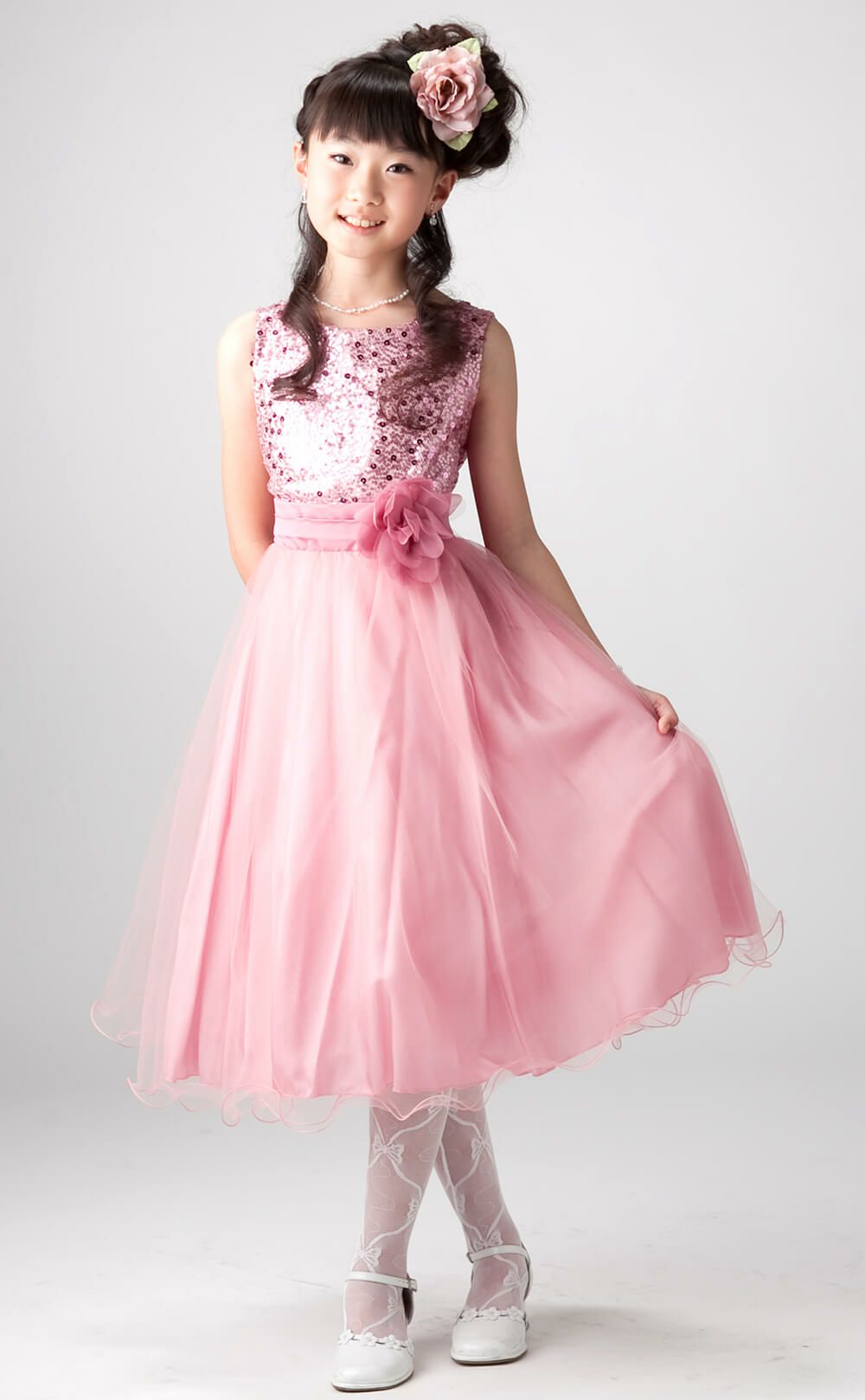 ピアノ発表会や結婚式にぴったりのカラーの女の子用キッズドレス。シンプルで美しいシルエットが魅力のAngel's Closetの子供ドレス レンタル商品（【レンタル】スパンコール＆チュール子供ドレス(kd305)ダスティローズ）｜画像12