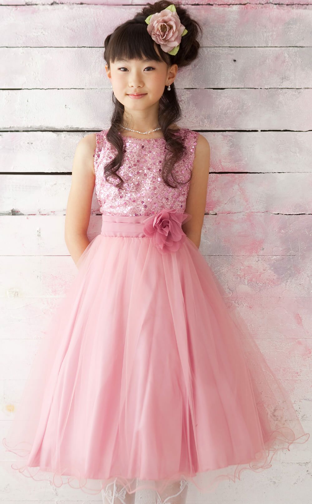 ピアノ発表会や結婚式にぴったりのカラーの女の子用キッズドレス。シンプルで美しいシルエットが魅力のAngel's Closetの子供ドレス レンタル商品（【レンタル】スパンコール＆チュール子供ドレス(kd305)ダスティローズ）｜画像13