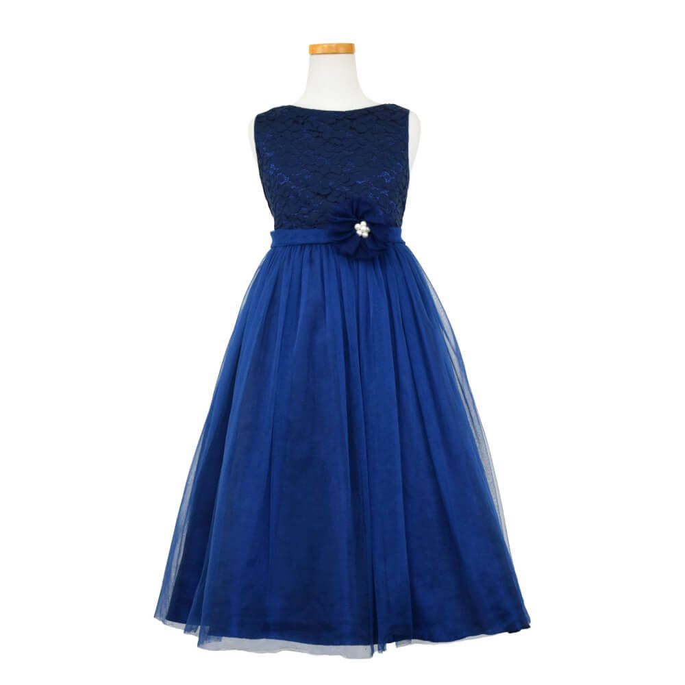 ピアノ発表会や結婚式にぴったりのネイビーカラーの女の子用キッズドレス。シンプルで美しいシルエットが魅力のAngel's Closetの子供ドレス レンタル商品（【レンタル】エレガントレース＆チュール子供ドレス(MBK346)ネイビー）｜画像2