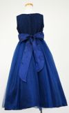ピアノ発表会や結婚式にぴったりのネイビーカラーの女の子用キッズドレス。シンプルで美しいシルエットが魅力のAngel's Closetの子供ドレス レンタル商品（【レンタル】エレガントレース＆チュール子供ドレス(MBK346)ネイビー）｜画像5