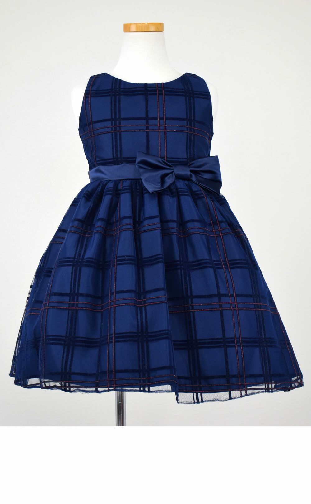 ピアノ発表会や結婚式にぴったりのネイビーカラーの女の子用キッズドレス。シンプルで美しいシルエットが魅力のAngel's Closetの子供ドレス レンタル商品（【レンタル】フロックドグリッター格子柄メッシュ＆サテン子供ドレス(SK714)ネイビー）｜画像3