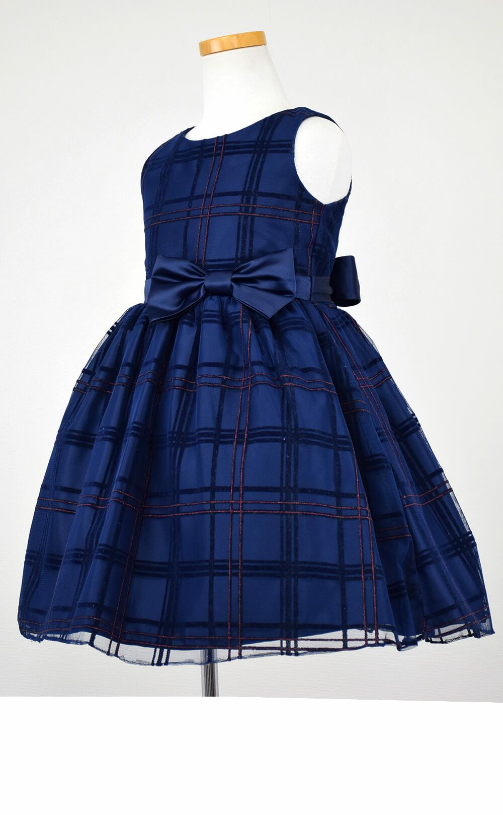 ピアノ発表会や結婚式にぴったりのネイビーカラーの女の子用キッズドレス。シンプルで美しいシルエットが魅力のAngel's Closetの子供ドレス レンタル商品（【レンタル】フロックドグリッター格子柄メッシュ＆サテン子供ドレス(SK714)ネイビー）｜画像4