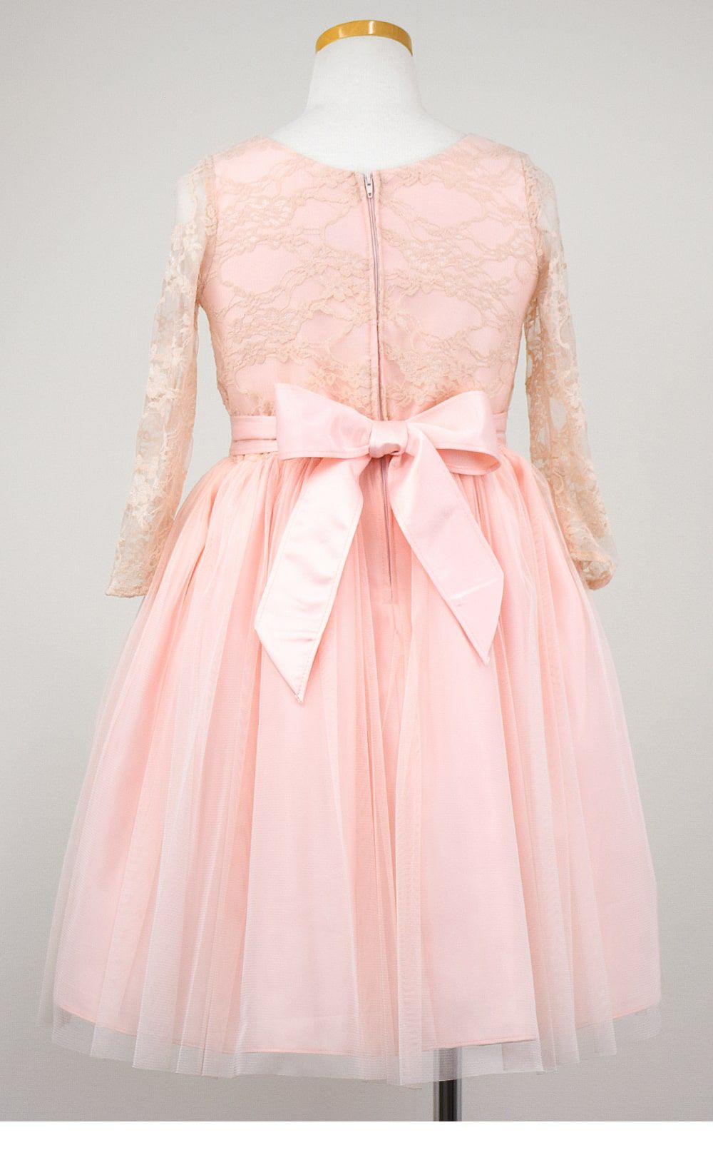 ピアノ発表会や結婚式にぴったりのピンクカラーの女の子用キッズドレス。シンプルで美しいシルエットが魅力のAngel's Closetの子供ドレス レンタル商品（【レンタル】レーススリーブチュールスカート子供ドレス(SK599)ピンク）｜画像5