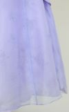 ピアノ発表会や結婚式にぴったりのライラックカラーの女の子用キッズドレス。シンプルで美しいシルエットが魅力のAngel's Closetの子供ドレス レンタル商品（【レンタル】ギャザーアクロスウェストサテン＆フローラルオーガンジードレス(HC1232)ライラック）｜画像6