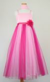 ピアノ発表会や結婚式にぴったりのカラーの女の子用キッズドレス。シンプルで美しいシルエットが魅力のAngel's Closetの子供ドレス レンタル商品（【レンタル】ダブルチュールレイヤードストラップドレス（ストール付）(JK3355)フクシア）｜画像3