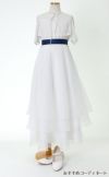 ピアノ発表会や結婚式にぴったりのネイビーカラーの女の子用キッズドレス。シンプルで美しいシルエットが魅力のAngel's Closetの子供ドレス レンタル商品（【レンタル】ネイビーリボン＆ティアードホワイトオーガンジーロングドレス(YP194)ホワイト）｜画像9