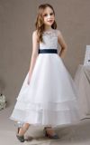 ピアノ発表会や結婚式にぴったりのネイビーカラーの女の子用キッズドレス。シンプルで美しいシルエットが魅力のAngel's Closetの子供ドレス レンタル商品（【レンタル】ネイビーリボン＆ティアードホワイトオーガンジーロングドレス(YP194)ホワイト）｜画像12