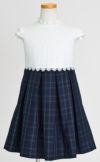 特別な日にぴったりのネイビーカラーの男の子用フォーマルスーツ。シンプルで美しいシルエットが魅力のAngel's Closetの子供フォーマル レンタル商品（【レンタル】ブラックウォッチアンサンブルスーツ(CAT447367)ネイビー）｜画像7