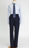特別な日にぴったりのネイビーカラーの男の子用フォーマルスーツ。シンプルで美しいシルエットが魅力のAngel's Closetの子供フォーマル レンタル商品（【レンタル】2つ釦ストライプスーツ5点セット(CAT545610)ネイビー）｜画像7