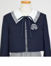 特別な日にぴったりのネイビーカラーの男の子用フォーマルスーツ。シンプルで美しいシルエットが魅力のAngel's Closetの子供フォーマル レンタル商品（【レンタル】グレンチェックアンサンブルスーツ(CAT742566)ネイビー）｜画像6