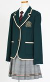 特別な日にぴったりのカラーの男の子用フォーマルスーツ。シンプルで美しいシルエットが魅力のAngel's Closetの子供フォーマル レンタル商品（【レンタル】パイピングジャケット＆格子スカートスーツ5点セット(CAT932512)グリーン）｜画像4