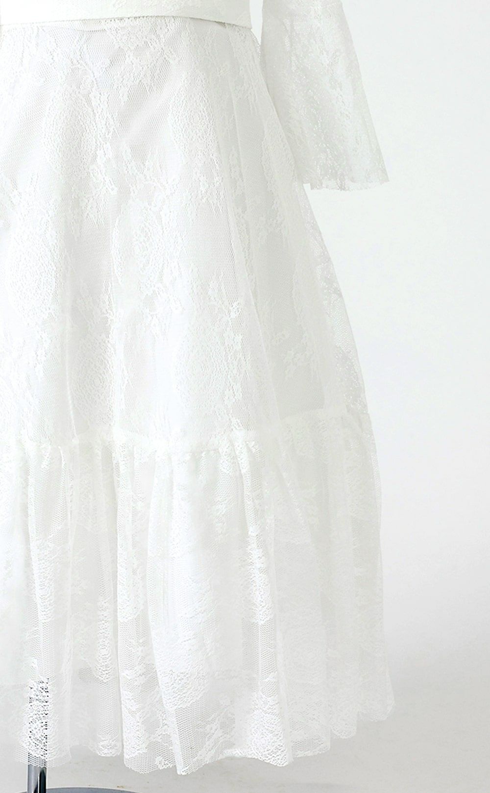 ピアノ発表会や結婚式にぴったりのホワイトカラーの女の子用キッズドレス。シンプルで美しいシルエットが魅力のAngel's Closetの子供ドレス レンタル商品（【レンタル】フラッタースリーブ総レースロングドレス(YP219)ホワイト）｜画像5