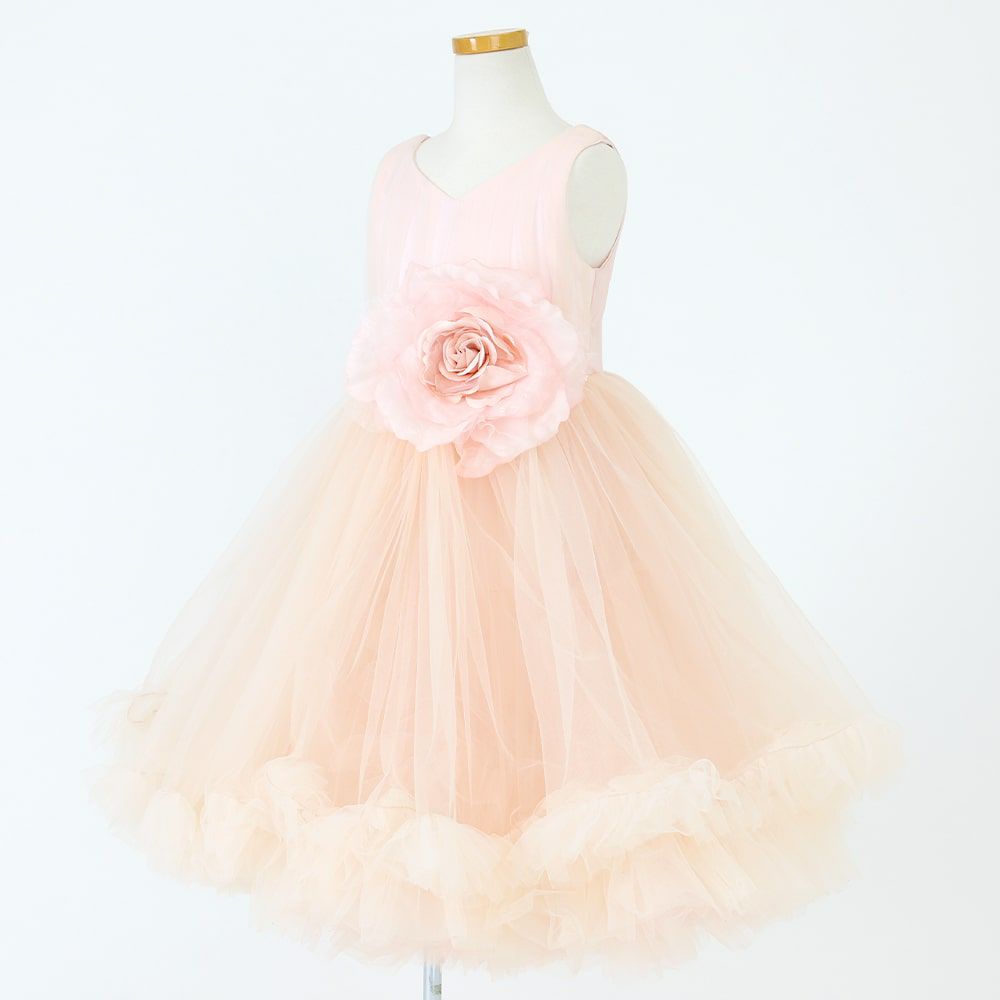 ピアノ発表会や結婚式にぴったりのピンクカラーの女の子用キッズドレス。シンプルで美しいシルエットが魅力のAngel's Closetの子供ドレス レンタル商品（【レンタル】ティアードチュール＆ラージローズドレス(YP220)ピンク）｜画像3