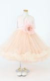ピアノ発表会や結婚式にぴったりのピンクカラーの女の子用キッズドレス。シンプルで美しいシルエットが魅力のAngel's Closetの子供ドレス レンタル商品（【レンタル】ティアードチュール＆ラージローズドレス(YP220)ピンク）｜画像8