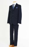 特別な日にぴったりのネイビーカラーの男の子用フォーマルスーツ。シンプルで美しいシルエットが魅力のAngel's Closetの子供フォーマル レンタル商品（【レンタル】レジメンタルタイ3つボタンベーシックスーツ4点セット(CAT555611) ネイビー）｜画像4