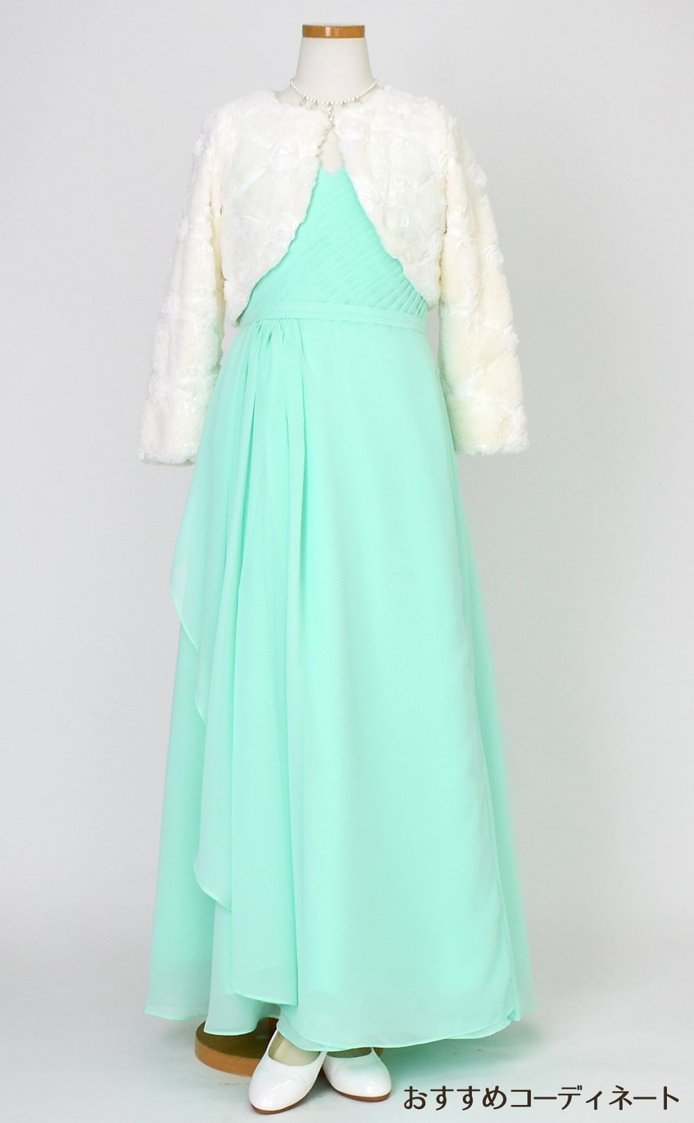 ピアノ発表会や結婚式にぴったりのカラーの女の子用キッズドレス。シンプルで美しいシルエットが魅力のAngel's Closetの子供ドレス レンタル商品（【レンタル】カスケードフリルシフォンマキシロングドレス(YP246) ライトグリーン）｜画像11