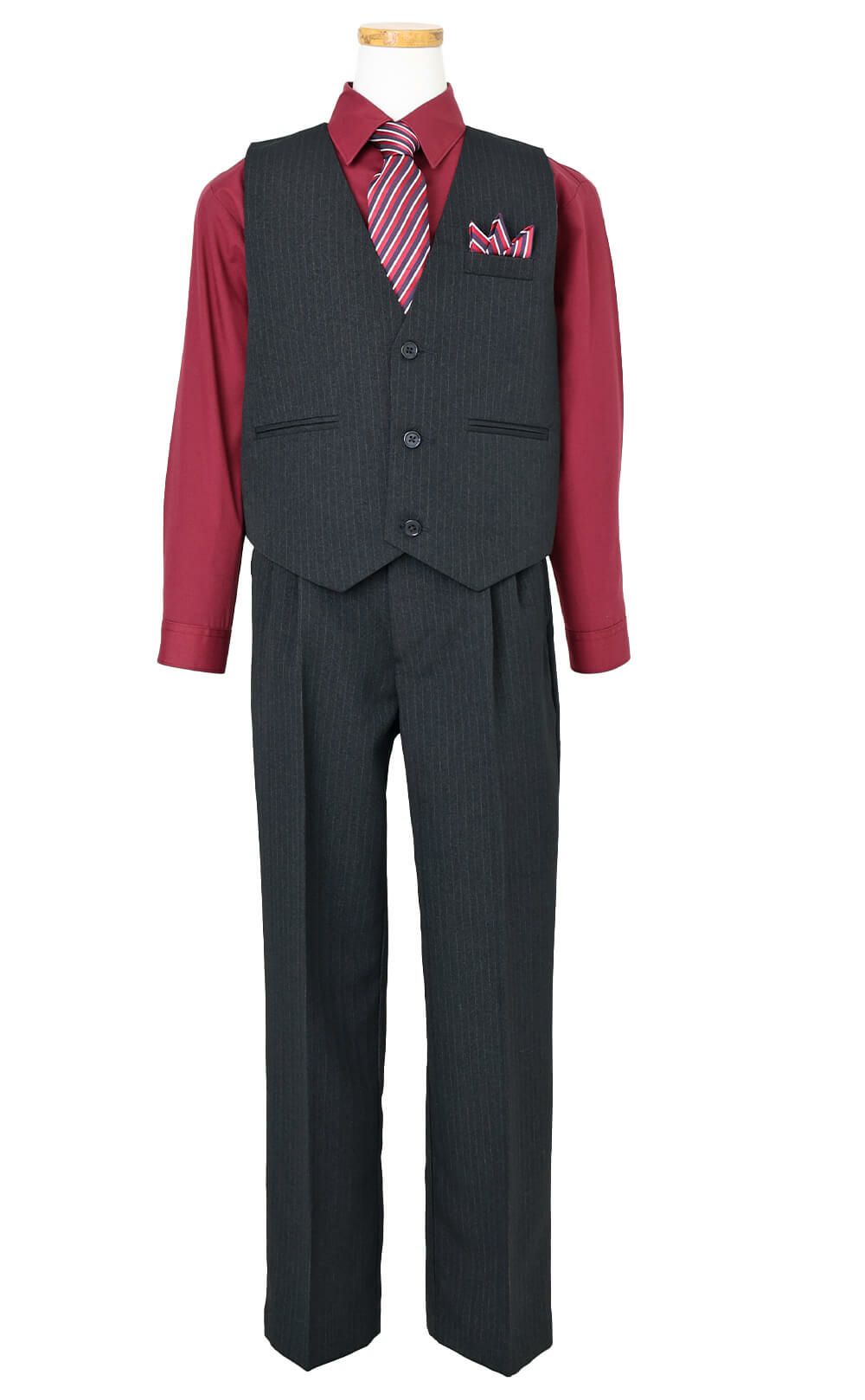 特別な日にぴったりのカラーの男の子用フォーマルスーツ。シンプルで美しいシルエットが魅力のAngel's Closetの子供フォーマル レンタル商品（【レンタル】ベストスーツ4点セット（CC1688）バーガンディー）｜画像3