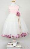 ピアノ発表会や結婚式にぴったりのカラーの女の子用キッズドレス。シンプルで美しいシルエットが魅力のAngel's Closetの子供ドレス レンタル商品（【レンタル】サテン＆チュールフラワーペタルドレス（KD160B）ローズ）｜画像9